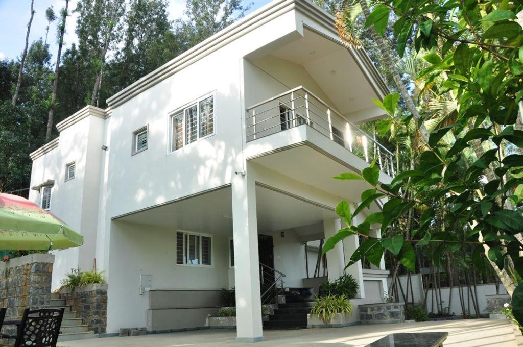 Jsr Homes Yercaud Exteriör bild